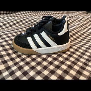 Samba sneaker my grand baby wore them 2 times!!